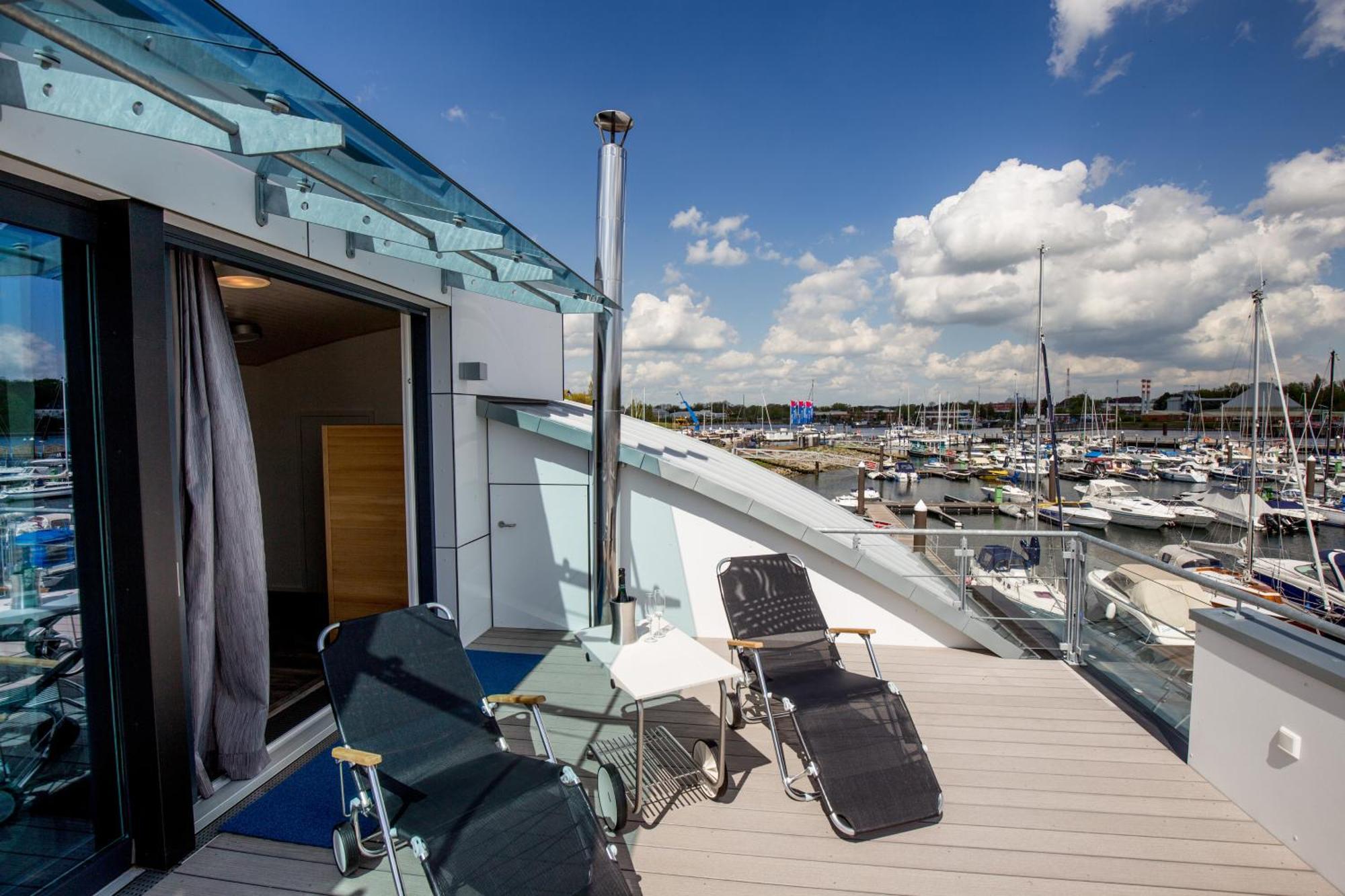Kyst 5410 Floating Home 1 ノイシュタット・イン・ホルシュタイン エクステリア 写真